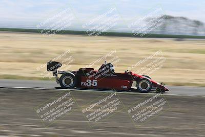 media/Jun-01-2024-CalClub SCCA (Sat) [[0aa0dc4a91]]/Group 6/Race/